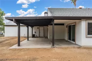 4856 Poinsetta, Jurupa Valley, CA 92509 - Photo 27