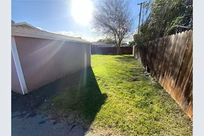18236 Owen, Fontana, CA 92335 - Photo 7