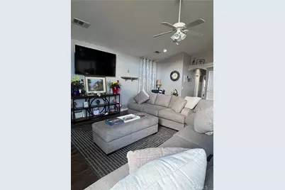 1344 E Parkview Court, Visalia, CA 93292 - Photo 3