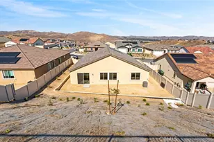 4057 Hudson Ln, Lake Elsinore, CA 92530 - Photo 29