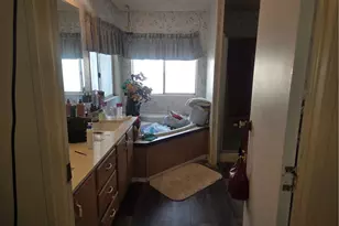 17225 Valley, Fontana, CA 92335 - Photo 7