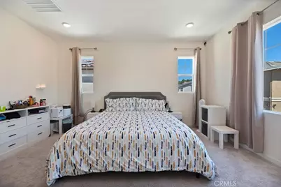 20911 Jennings Way, Newhall, CA 91321 - Photo 37