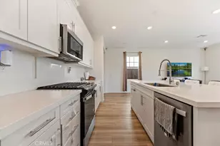 20911 Jennings Wy, Newhall, CA 91321 - Photo 15