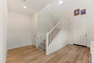 20911 Jennings Wy, Newhall, CA 91321 - Photo 7