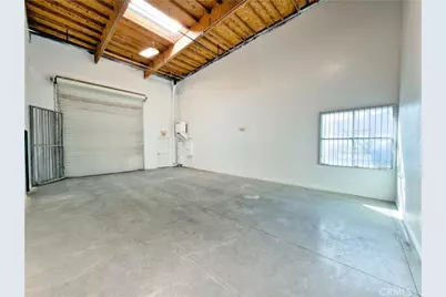 10557 Juniper #D, Fontana, CA 92337 - Photo 9