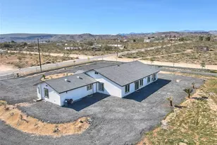 55972 Hondo St, Yucca Valley, CA 92284 - Photo 9