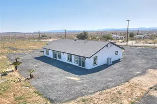 55972 Hondo St, Yucca Valley, CA 92284 - Photo 7