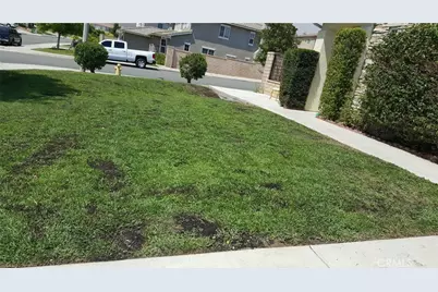 23568 Brigin, Murrieta, CA 92562 - Photo 3