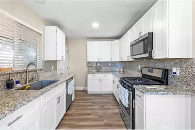 5506 Corwin Lane, Riverside, CA 92503 - Photo 13