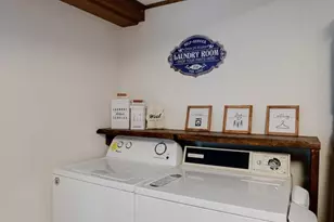 401 Grizzly Rd, Lake Arrowhead, CA 92352 - Photo 33