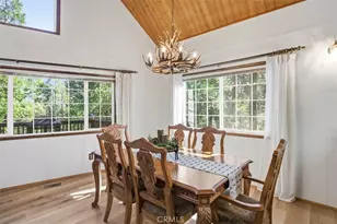 401 Grizzly Rd, Lake Arrowhead, CA 92352 - Photo 7