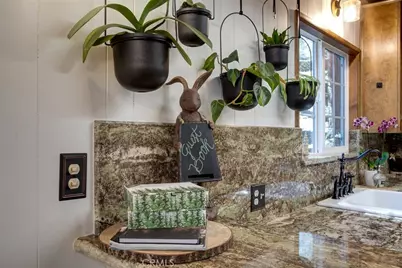 401 Grizzly Road, Lake Arrowhead, CA 92352 - Photo 13