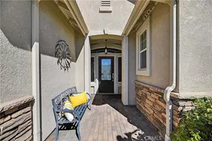 39256 Beringer, Murrieta, CA 92563 - Photo 3