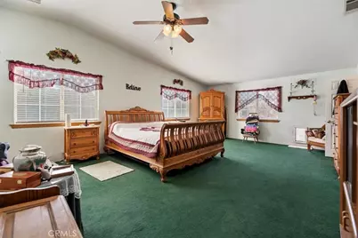 9860 Alta Mesa Avenue, Phelan, CA 92371 - Photo 27