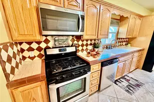 6034 Elenor, Riverside, CA 92506 - Photo 7