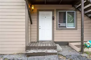 26166 Alpine Ln, Twin Peaks, CA 92391 - Photo 9