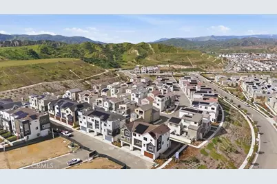 27341 Bear Creek Lane, Valencia, CA 91381 - Photo 25