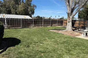 573 N Girard, Hemet, CA 92544 - Photo 3