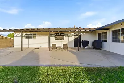 11786 Holly, Grand Terrace, CA 92313 - Photo 37