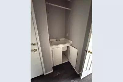 6340 Peach Blossom, Jurupa, CA 92880 - Photo 23