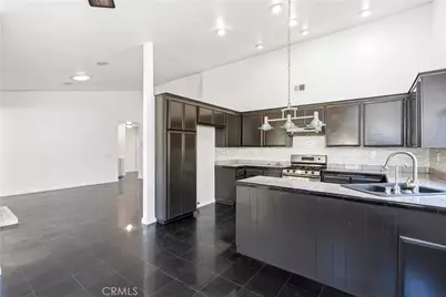 18090 Orange, Fontana, CA 92335 - Photo 19