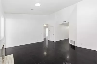 18090 Orange, Fontana, CA 92335 - Photo 17