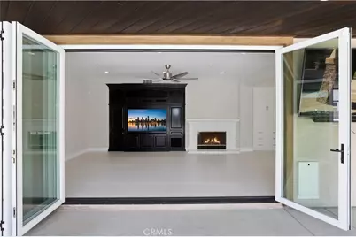 8075 Terraza Court, Riverside, CA 92508 - Photo 13