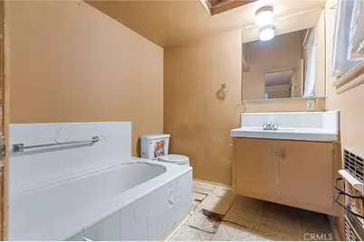 3914 McKenzie, Riverside, CA 92503 - Photo 5