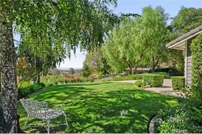 10684 Lakeview Road, Yucaipa, CA 92399 - Photo 9