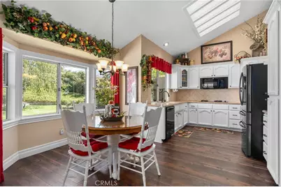 10684 Lakeview Road, Yucaipa, CA 92399 - Photo 17