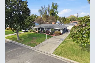 4735 Oakwood Place, Riverside, CA 92506 - Photo 3