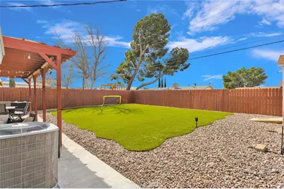 14396 Mojave Lane, Victorville, CA 92394 - Photo 35