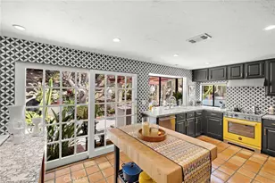 25962 Ernestine Ct, Laguna Hills, CA 92653 - Photo 15