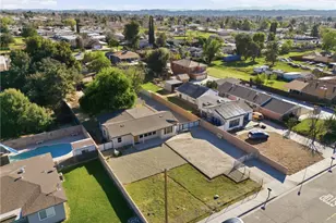 35055 Ave H, Yucaipa, CA 92399 - Photo 5