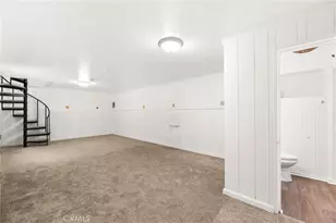 31686 Luring Pines Cir, Running Springs, CA 92382 - Photo 23
