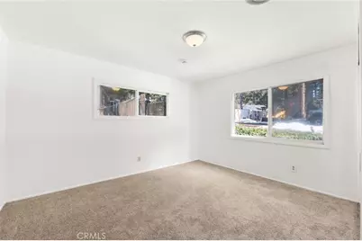 31686 Luring Pines Circle, Running Springs, CA 92382 - Photo 17