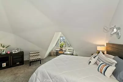 28131 Zermatt, Lake Arrowhead, CA 92352 - Photo 17