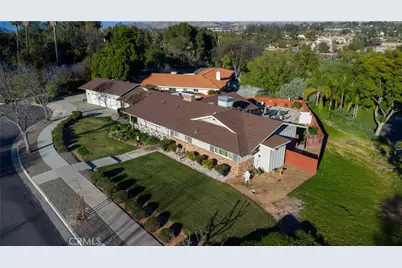 5296 Bronson, Riverside, CA 92506 - Photo 43