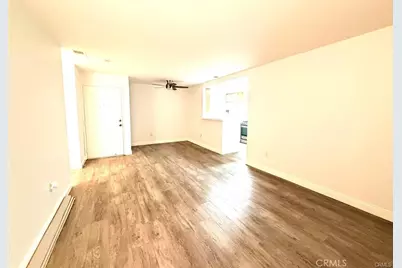 16377 Lakeshore #2D, Lake Elsinore, CA 92530 - Photo 5