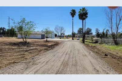 20810 Oleander Avenue, Perris, CA 92570 - Photo 27