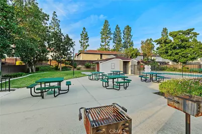 3088 Gladstone Street #4, Pomona, CA 91767 - Photo 37