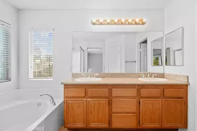 5310 Satinstone, Hemet, CA 92545 - Photo 23