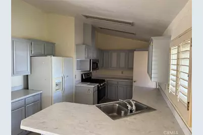 27250 Murrieta #77, Menifee, CA 92586 - Photo 11