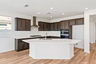 25408 Violane Dr, Menifee, CA 92585 - Photo 5