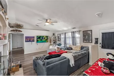 19084 Rocksprings Road, Hesperia, CA 92345 - Photo 9