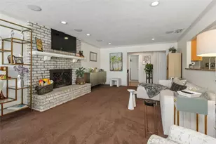 22386 Whirlaway, Canyon Lake, CA 92587 - Photo 9