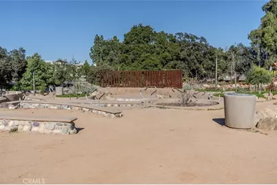 2539 Santiago, Santa Ana, CA 92706 - Photo 43