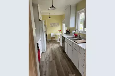 2539 Santiago, Santa Ana, CA 92706 - Photo 17