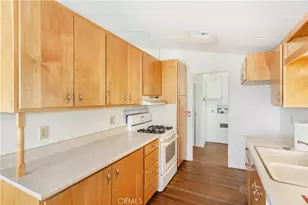 13352 Gentian Ct, Phelan, CA 92371 - Photo 11