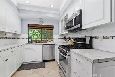 1451 Trenton Drive, Riverside, CA 92506 - Photo 19